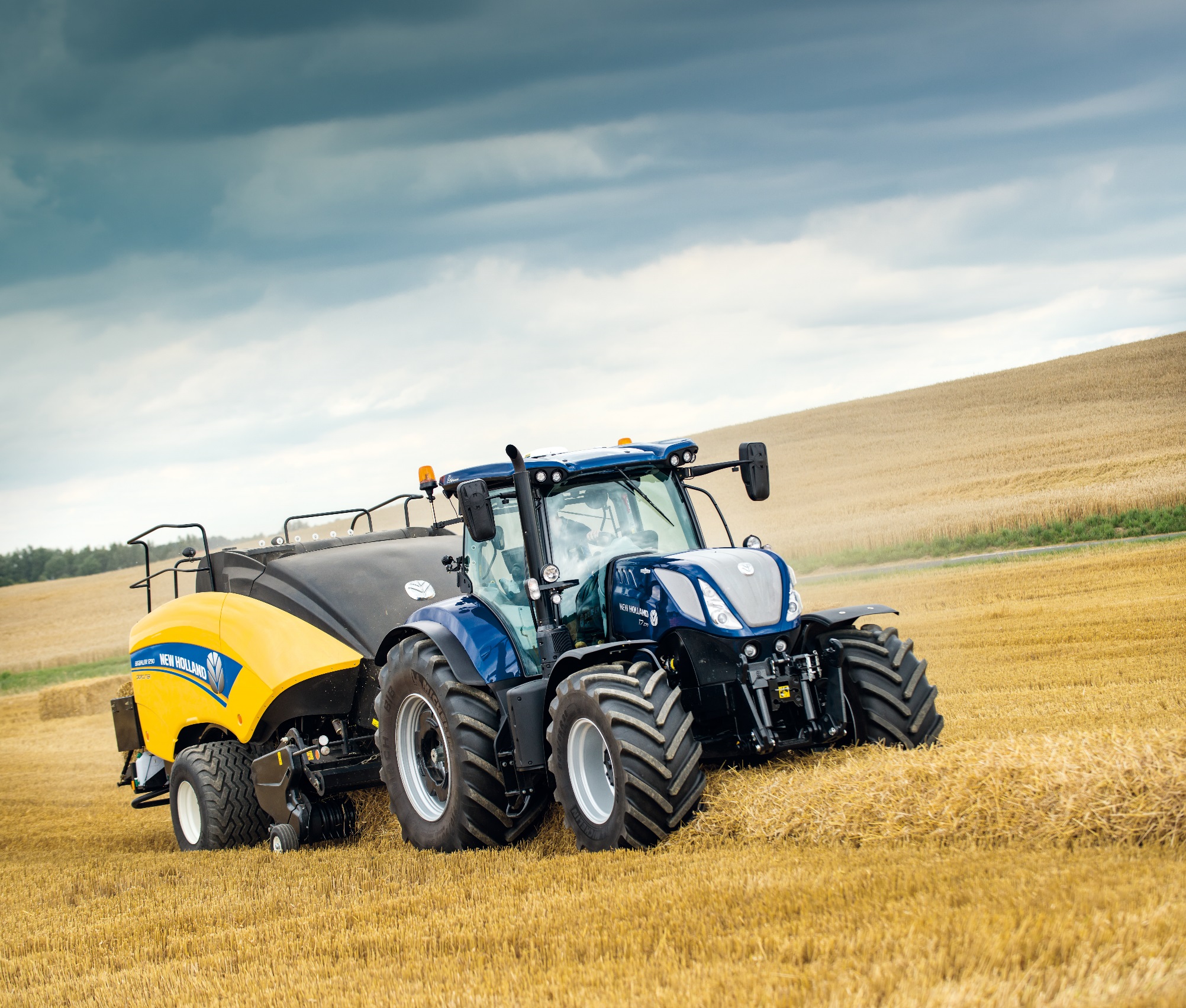 NEW HOLLAND T7 SERIES STAGE V